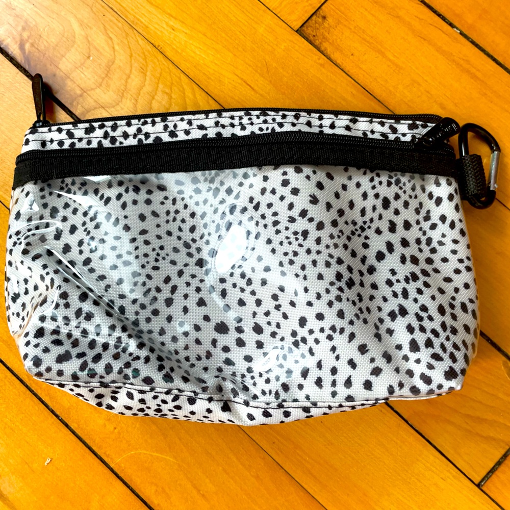 Thirty One Clear Clip Pouch -NWOT